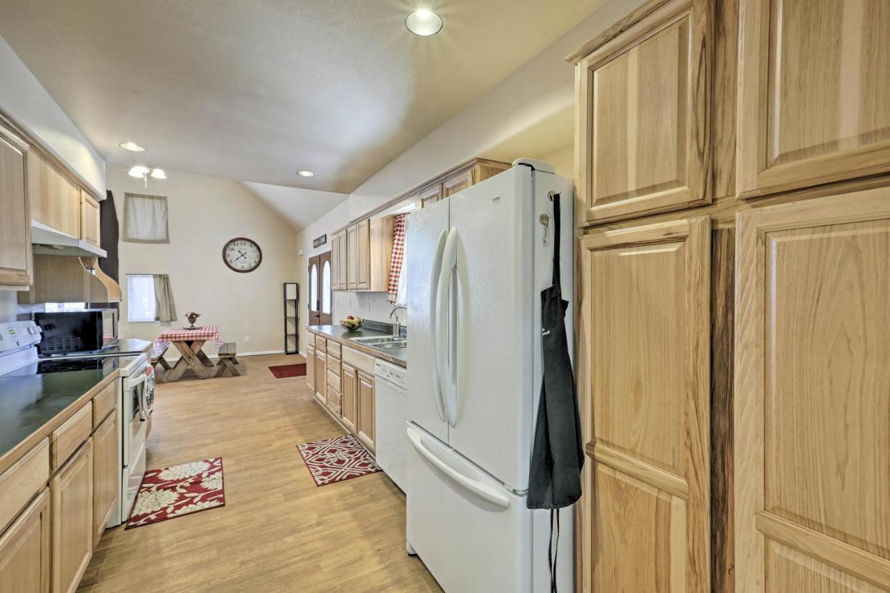 Family-Friendly Forested Home With Snow Play Area! Flagstaff Exteriör bild